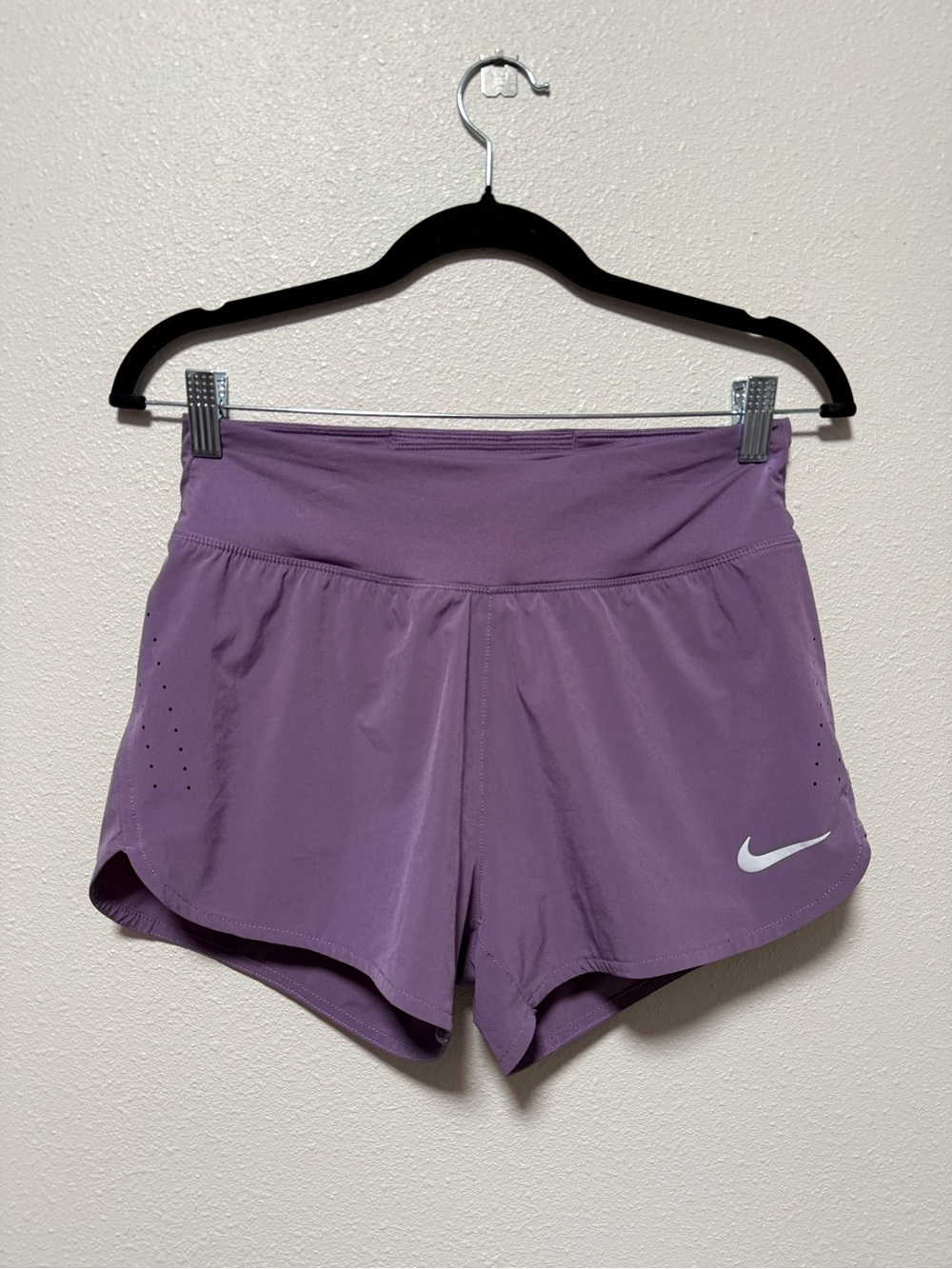 Nike Eclipse 3” Run Shorts
